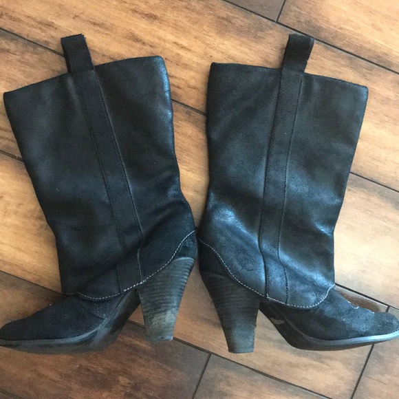 Buckle leather boots - Picture 4 of 8